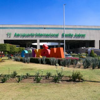 México cede espacios del AICM a aerolíneas de EU