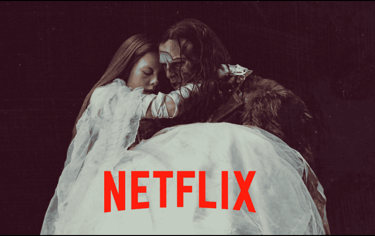 ¿Quién es el otro personaje al que interpreta Mia Goth en 