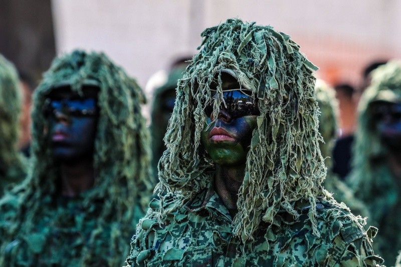 Los contingentes que participaron en el Desfile Cívico Deportivo adoptaron su formación sobre avenida Chapultepec.EL INFORMADOR / A. NAVARRO&nbsp;