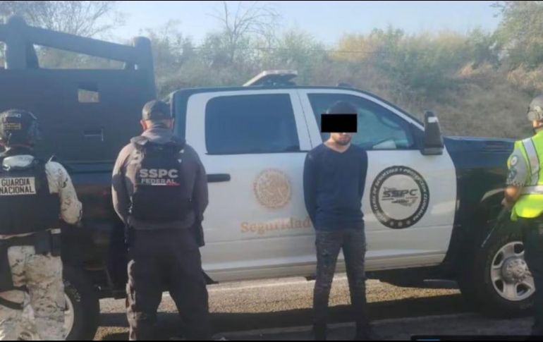 Las autoridades federales reportaron nuevos avances en el Plan Michoacán por la Paz y la Justicia, tras la detención de 12 personas en distintos puntos del estado y el aseguramiento de armamento, vehículos y equipo táctico utilizado por presuntos grupos delictivos. ESPECIAL