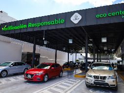 Las autoridades estatales instaron a la ciudadanía a aprovechar el Paquetazo 3x1, que por 900 pesos aún cubre nuevas placas, el pago del refrendo y la verificación vehicular. EL INFORMADOR / ARCHIVO