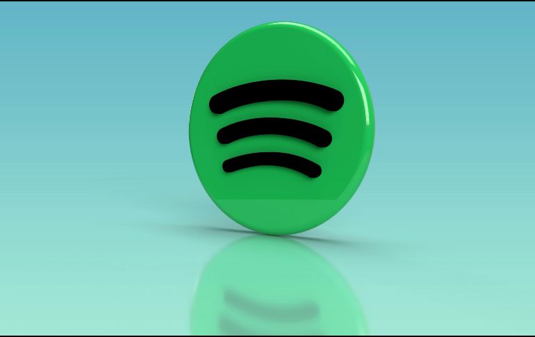 En primer lugar se encuentra “Relatos de la Noche” que sigue el espíritu de los grandes programas radiofónicos. Unsplash