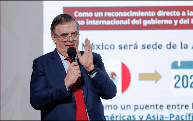 Ebrard enfatizó que 85 % de las exportaciones mexicanas entran libres de arancel al país del norte y el 15 % restante con 25 % de arancel. EFE / I. Esquivel