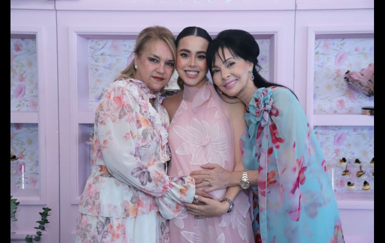 Norma Moreno, Luisa Rojo y Mónica Fonseca. GENTE BIEN JALISCO / Baby shower Luisa Fernanda Rojo