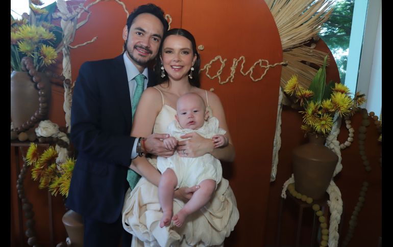 Andrés Bernard, Daniela Carlon, y Adriano Bernard Carlon. GENTE BIEN JALISCO / C. Jimeno