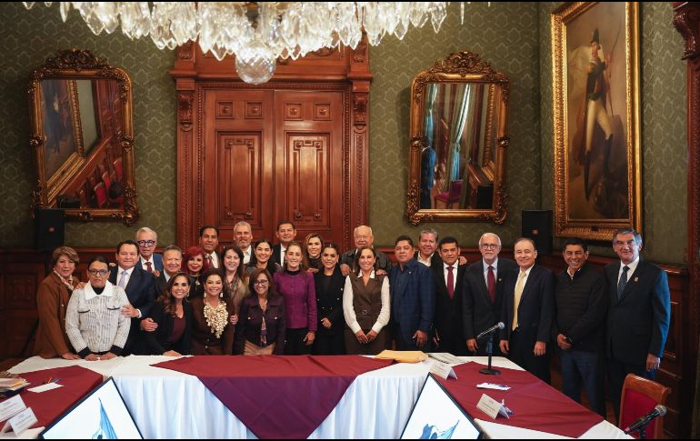 El encuentro se dio en un contexto político tenso, tras la marcha de la Generación Z realizada el pasado fin de semana en la Ciudad de México. X / @Claudiashein 