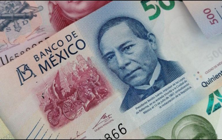 Aún persiste la resistencia del usuario a abandonar el dinero físico en México. UNSPLASH.