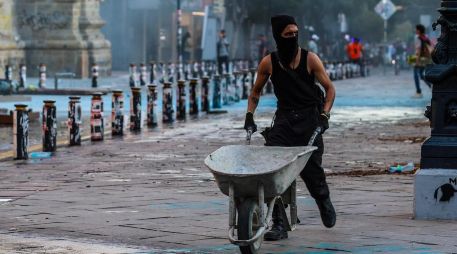 Confirman robo de materiales de obra en Plaza Liberación tras disturbios