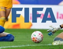 La FIFA busca introducir nuevos cambios a su lista de recomendaciones para incluir aspectos de la salud femenina. EFE / ARCHIVO