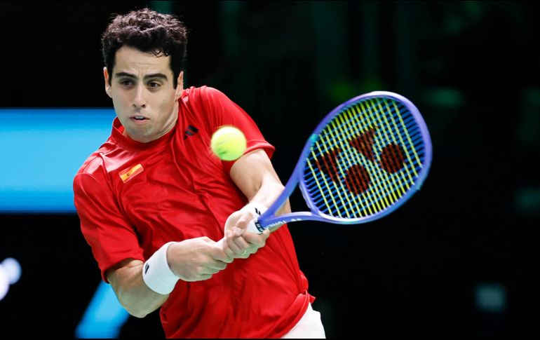 Jaume Munar apareció para mantener vivo el sueño del equipo de David Ferrer en Bolonia. EFE/E. Baracchi