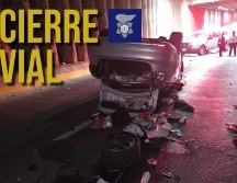 Una volcadura ha provocado el cierre total del túnel lateral en el cruce de avenida López Mateos con el Anillo Periférico. ESPECIAL / FACEBOOK Protección Civil Jalisco
