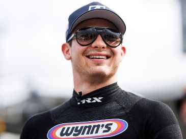 Para el piloto mexicano titular de Arrow McLaren en IndyCar, subirse al F1 es un placer: "Una chulada poder subirme a la máquina". AFP / ARCHIVO