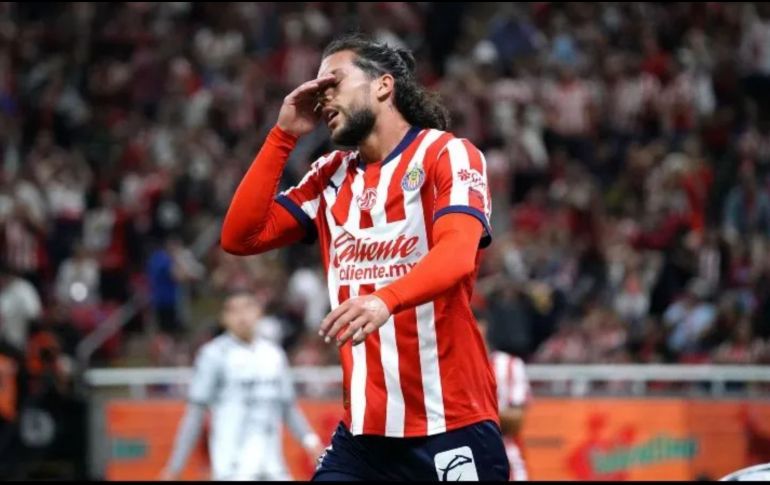 El delantero ha participado en 68 partidos oficiales con Chivas, en los que ha marcado 11 goles y ha registrado 4 asistencias, cifras que no han cumplido con las expectativas. IMAGO7