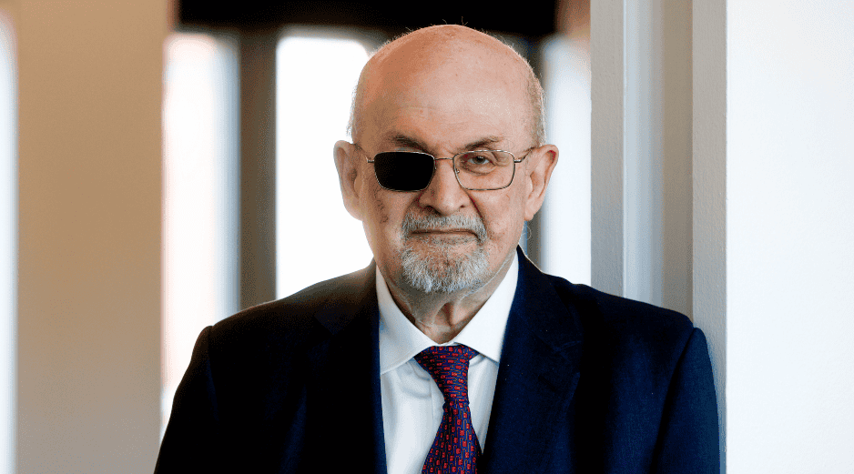 El escritor británico Salman Rushdie en una entrevista con EFE este viernes en Barcelona. EFE / ARCHIVO