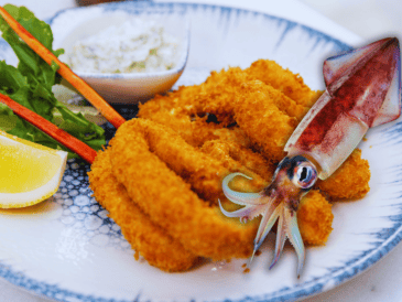 Desde la Comisión Nacional de Acuacultura y Pesca de México señalan que resulta positivo para la salud incorporar calamares a nuestra alimentación. ESPECIAL / CANVA