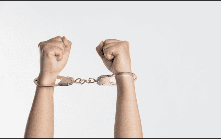 Personal de la Fiscalía del Estado desplegó un operativo para la entrega controlada del efectivo, culminando con la detención en flagrancia del responsable. Unsplash