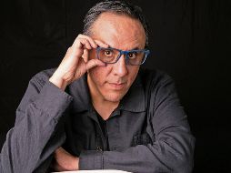 El escritor Alberto Chimal, reconoce las bondades de la inteligencia artificial, pero también sus peligros. ESPECIAL