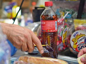 El próximo impuesto a las bebidas azucaradas podría elevar los precios al consumidor final. EL INFORMADOR/ Archivo