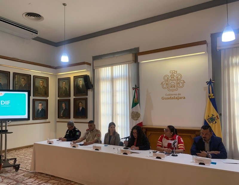 Las autoridades invitaron a la ciudadanía a sumarse a las campañas de ayuda. EL INFORMADOR/O. González Hernández