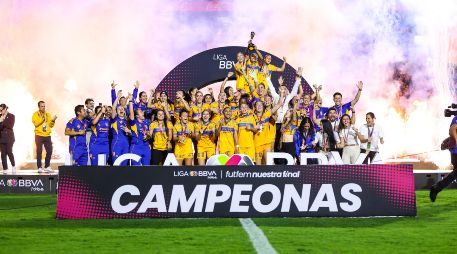 El equipo auriazul se vio obligado a reestructurarse desde las entrañas y comenzar un nuevo proyecto de la mano de Pedro Martínez. IMAGO7.