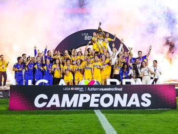 El equipo auriazul se vio obligado a reestructurarse desde las entrañas y comenzar un nuevo proyecto de la mano de Pedro Martínez. IMAGO7.