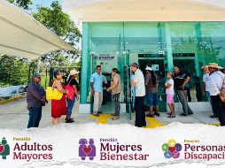 Es importante esperar a que las autoridades den la información oficial para saber si realmente va a aumentar la ayuda económica que reciben las personas más vulnerables. ESPECIAL / Programas del Bienestar y CANVA