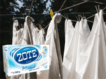 ¿Cómo lograr el blanco perfecto a la hora de lavar ropa? UNSPLASH / M. LEE