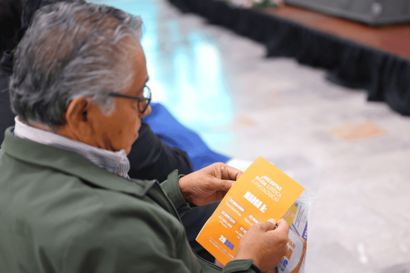  El Gobierno de Zapopan presentó la Guía de buenas prácticas a más de 100 maestras y maestros del municipio. ESPECIAL/ GOBIERNO DE ZAPOPAN