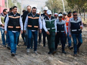 De manera paralela, el recorrido incluyó la supervisión de los trabajos en la avenida Adolf B. Horn, donde el municipio y el estado realizan una intervención conjunta que incluye un nuevo colector pluvial de 18 pulgadas. CORTESÍA