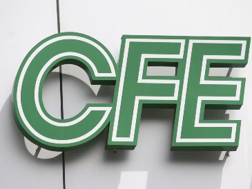 A través de estos documentos falsos, individuos que se hacen pasar por empleados de la CFE intimidan a los usuarios con presuntas multas, órdenes de suspensión del servicio o cambios obligatorios de medidor, todo ello bajo el argumento de un “operativo especial”. EL INFORMADOR / ARCHIVO