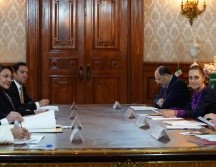 La vista oficial de Castro a México, donde llegó el domingo por la tarde, se produjo a menos de una semana de las elecciones presidenciales en Honduras. EFE/Presidencia de México