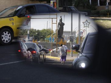 Para 2025, el organismo —con sede en Santiago de Chile— "proyecta una leve reducción de la pobreza, debido a las limitadas perspectivas de crecimiento regional". EL INFROMADOR / ARCHIVO