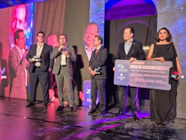 En la entrega del Premio Emprendedor 2025 estuvieron participaron como conferencias Amaury Vergara, presidente y director general de Omnilife-Chivas y Francisco Ramírez, fundador de Station 24 Fitness. EL INFORMADOR/ J. Velazco