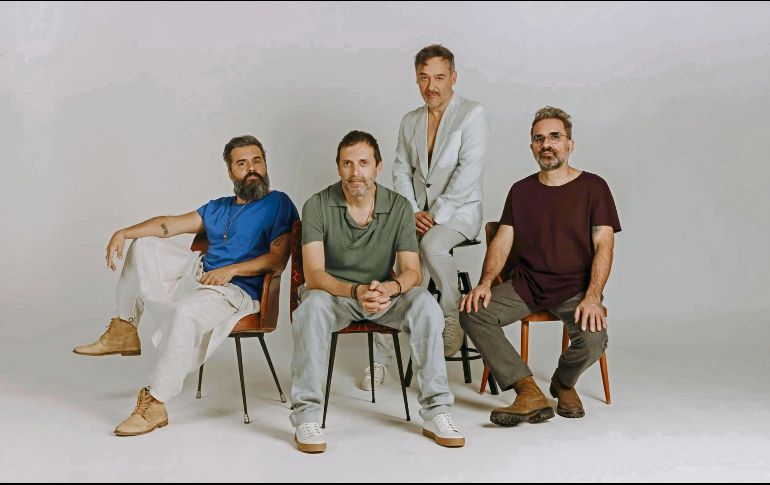 Love of Lesbian. La agrupación está lista para reencontrarse con sus seguidores mexicanos en la FIL y en 2026. CORTESÍA