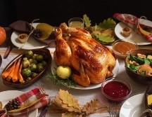 El pavo sobresale en estos días como uno de los platillos comunes en las cenas de las festividades decembrinas. ESPECIAL / CANVA
