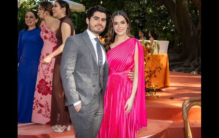 Miguel Bosch y Jimena de la Vega. GENTE BIEN JALISCO / Revista del 28 de noviembre 2025