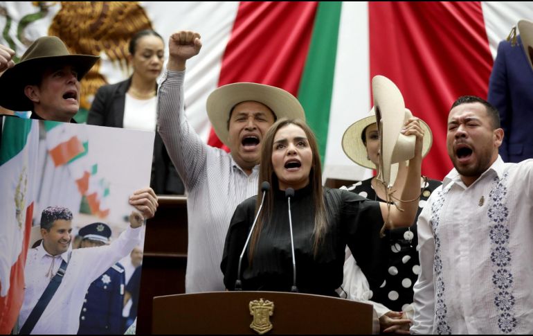 Grecia Quiroz también solicito al IMPI el registro de marca y logotipo de 