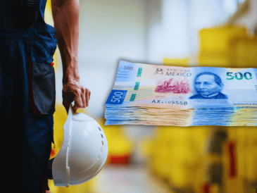 La prima de antigüedad es un pago especial que se otorga al finalizar la relación laboral. ESPECIAL / CANVA