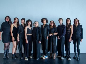 El elenco está integrado por Lurdes Barba, Vicenta Ndongo y Alba Pujol de España, además de Ariadne Pellicer, Melisa Guzher, Araceli Flores, Ilse Orozco Corona, Valeria Vittar y Tanya Cosío de México. CORTESÍA