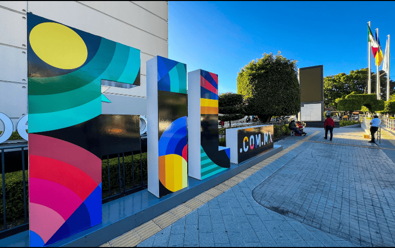 La FIL Guadalajara —fundada hace 39 años por la Universidad de Guadalajara— es reconocida por combinar su carácter profesional con una amplia oferta cultural abierta al público. EL INFORMADOR/ ARCHIVO