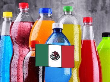 Liliana Bahena, representante de la ONG, advirtió que más del 90% de niñas y niños consumen refrescos habitualmente. ESPECIAL / CANVA