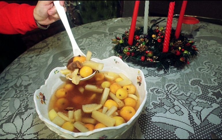 Elegir frutas frescas y reducir la cantidad de azúcar garantiza una opción mucho más nutritiva y equilibrada. NOTIMEX/ ARCHIVO