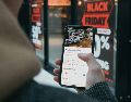 Con estas recomendaciones, los consumidores podrán aprovechar el Black Friday sin poner en riesgo su estabilidad financiera y disfrutando de sus compras de manera responsable. Unsplash