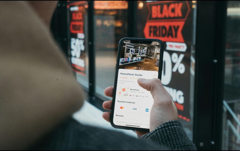 Con estas recomendaciones, los consumidores podrán aprovechar el Black Friday sin poner en riesgo su estabilidad financiera y disfrutando de sus compras de manera responsable. Unsplash
