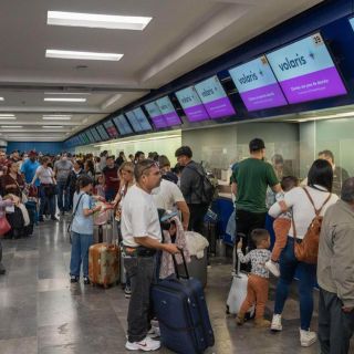 Cuántos días tardará Volaris en reanudar los vuelos tras la actualización del software