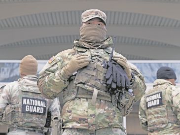 Además del freno a solicitudes de asilo, aumentó la vigilancia en Washington. EFE