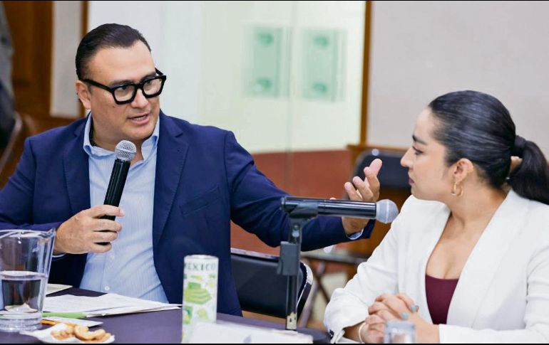 Manuel Herrera expuso ante el Congreso los avances y pendientes de la política energética estatal durante la glosa del informe de gobierno. ESPECIAL