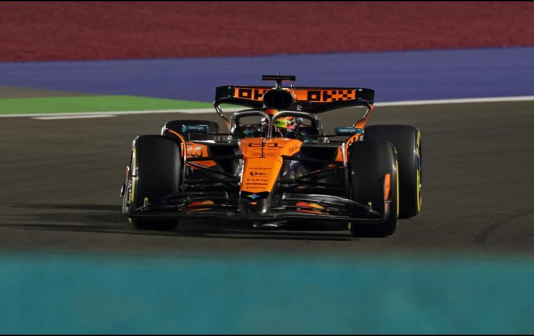 El gran beneficiado de la jornada fue Oscar Piastri, quien recorta diferencias en el campeonato y se confirma como un contendiente legítimo al título. EFE / A. Haider