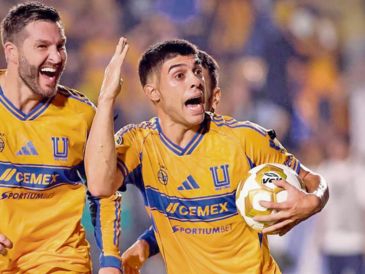 Juan Brunetta marcó dos tantos en el partido. ESPECIAL