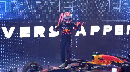 Verstappen gestionó sus neumáticos y administró el ritmo hasta la bandera a cuadros. EFE / A. Haider